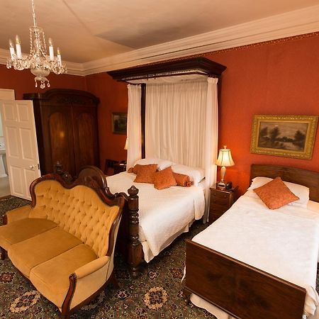 Inch House Hotel เธอเลส ภายนอก รูปภาพ