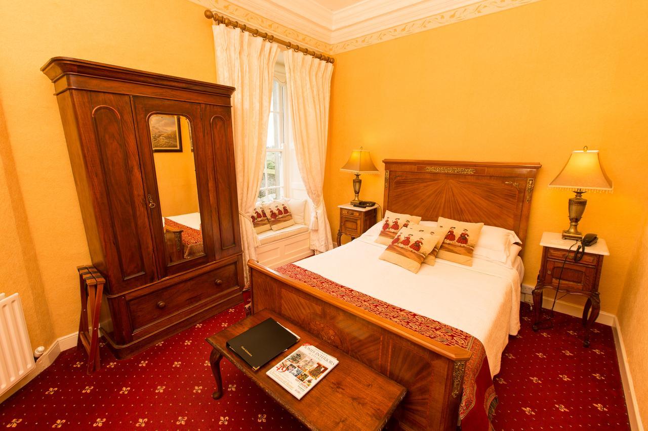 Inch House Hotel เธอเลส ภายนอก รูปภาพ