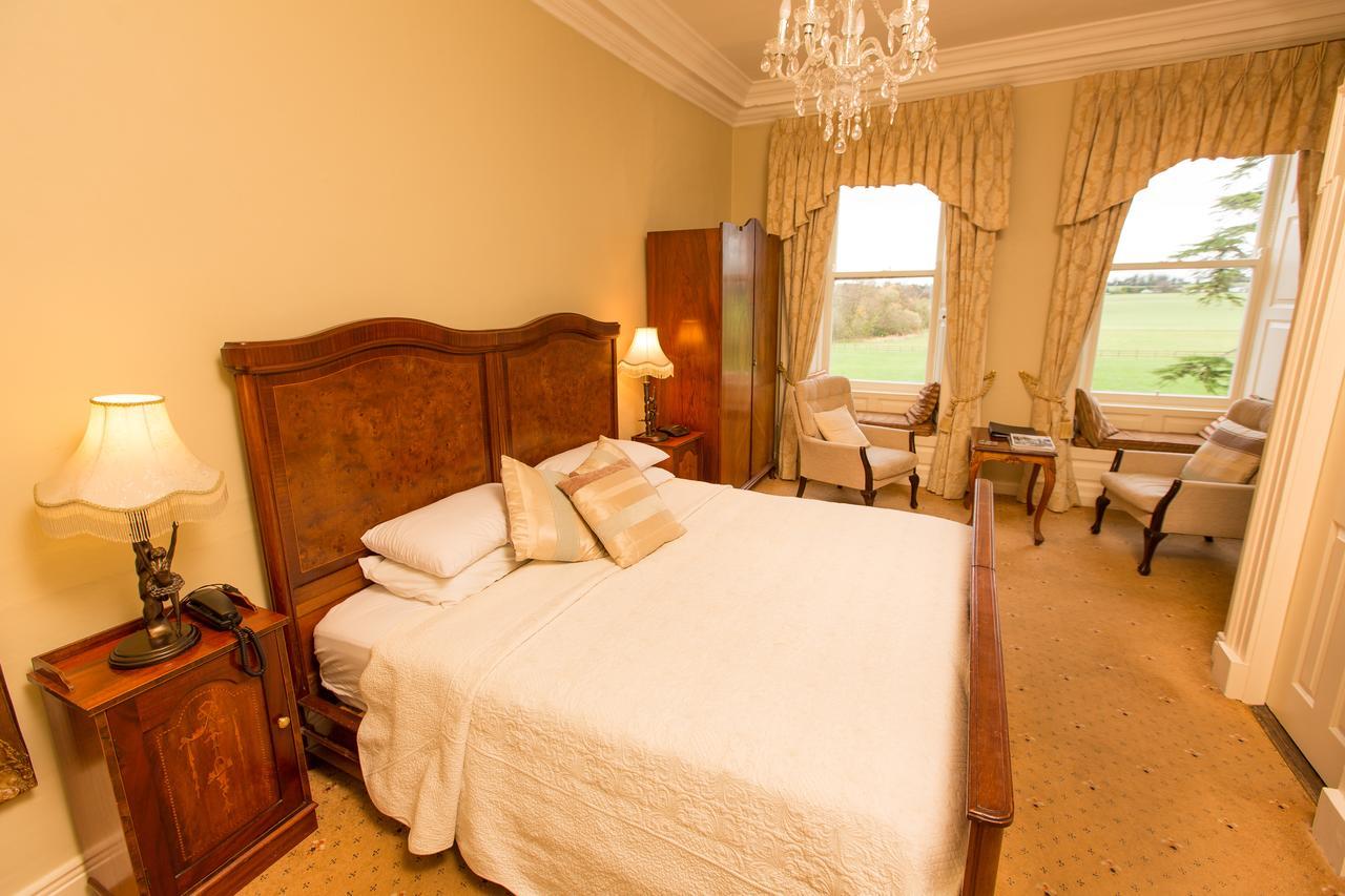 Inch House Hotel เธอเลส ภายนอก รูปภาพ